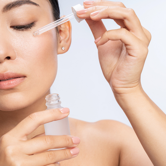 Retinol Nedir? Retinol Ne İşe Yarar? Retinol Nasıl Etki Eder? Retinol Ne Zaman Etki Eder? Retinol Neden Tahrişe Sebep Olur?