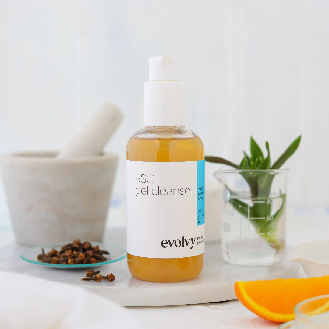 RSC Gel Cleanser: Hassas, Karma ve Yağlı Ciltler İçin Sülfatsız Temizleme Jeli, Roza Dostu, Doğal & Temiz İçerik