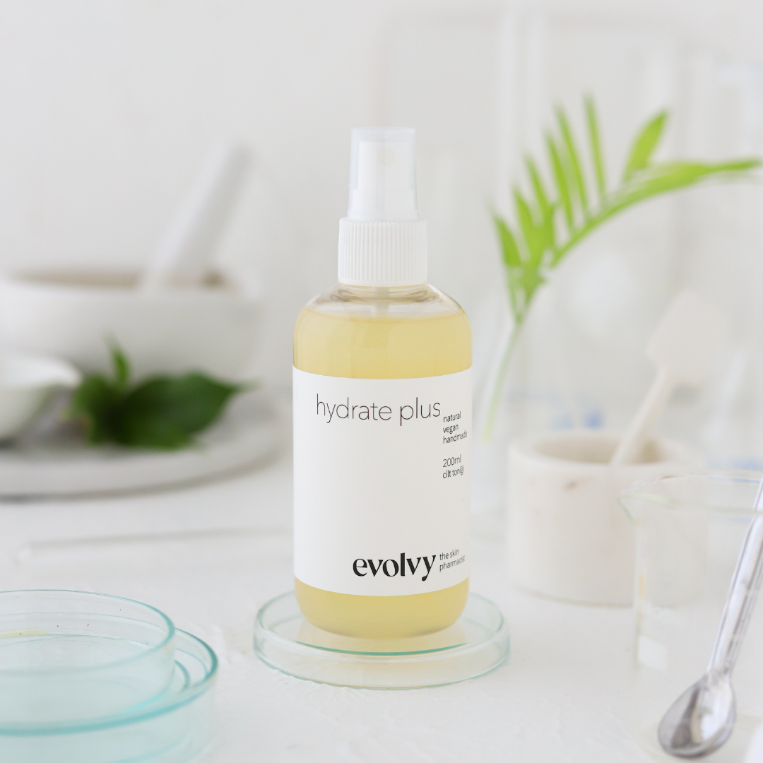 Hydrate Plus: pH Dengeleyici ve Yatıştırıcı Nem Toniği, Roza Dostu, Doğal & Temiz İçerik