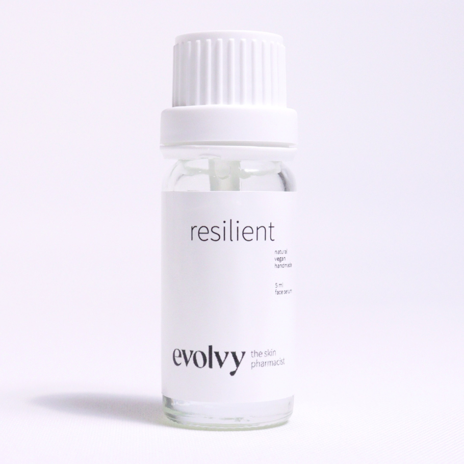 Resilient – DENEME BOYU (5ml) - Hassas ve Kolay Kızaran Ciltler İçin Retinoid İçeren Anti-Aging Serum, Doğal ve Vegan